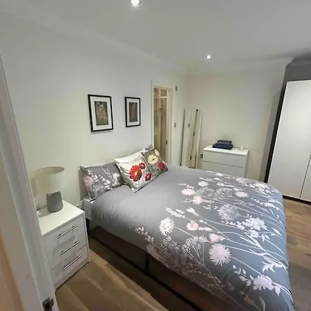 Portobello 2-Bed Apartment London Exterior photo